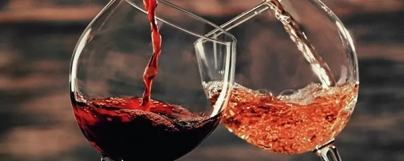 自酿葡萄酒发酸是怎么回事   常喝葡萄酒有什么好处